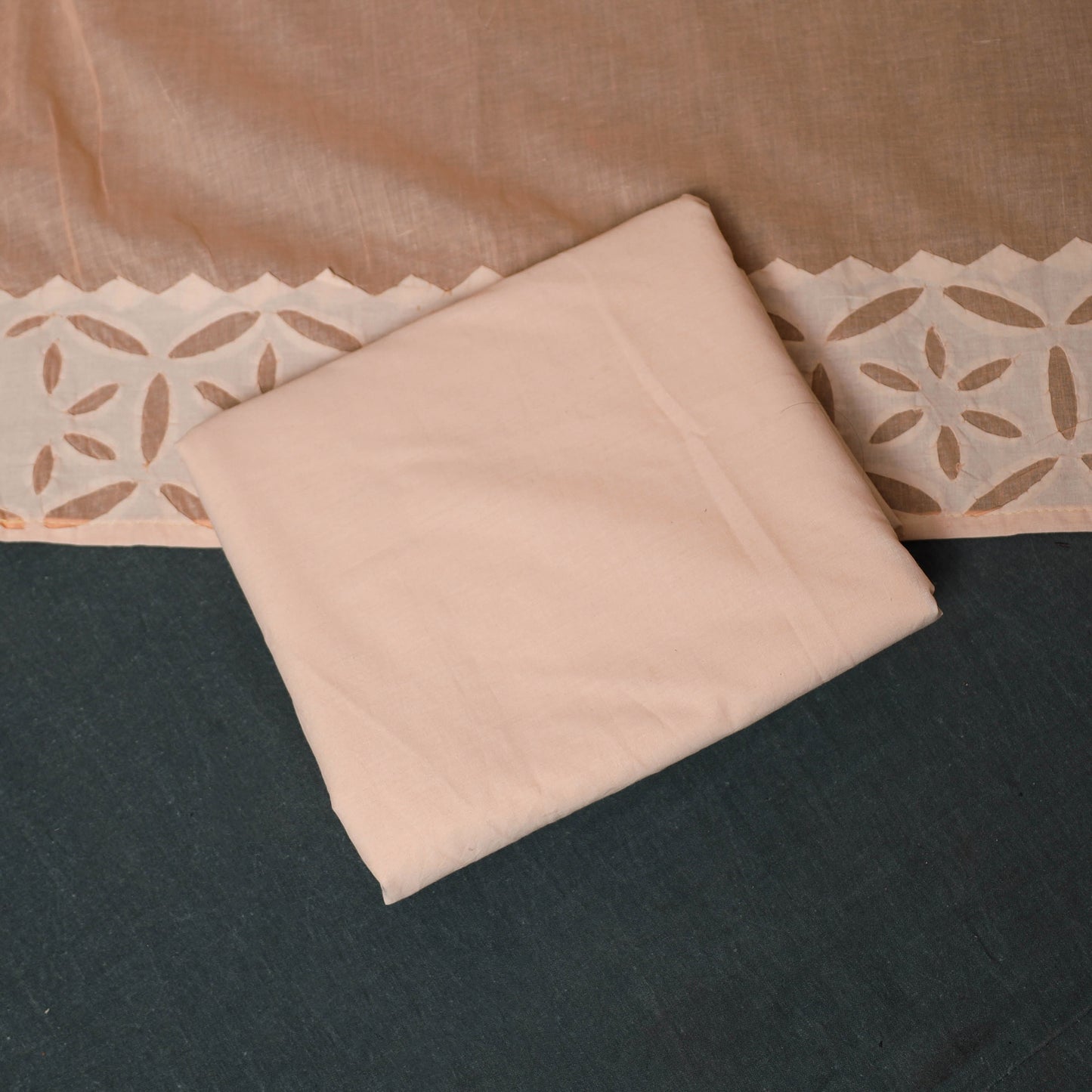 Barmer Applique Cutwork Cotton 3pc Unstitched Dress Material Suit Set 03