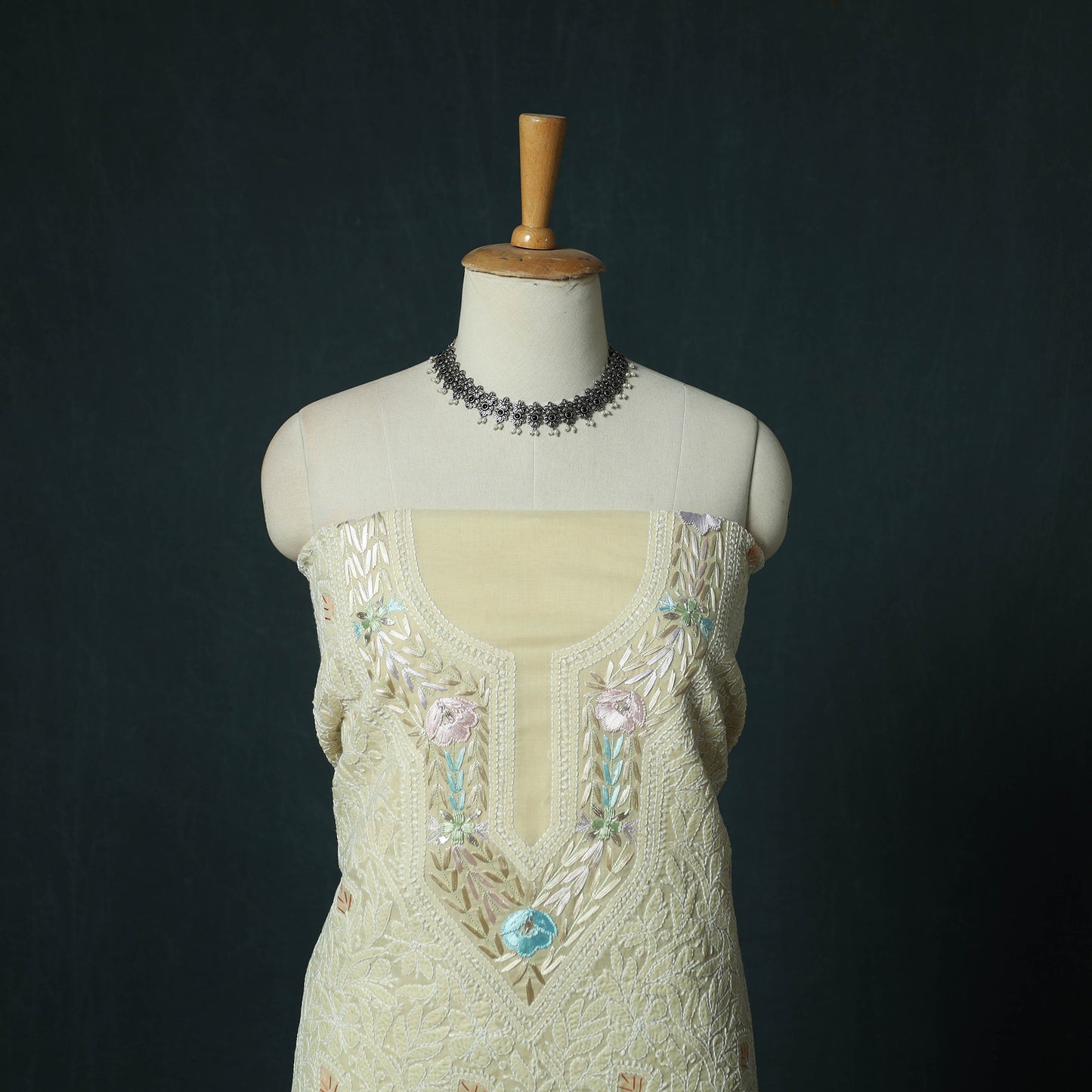 Lucknow Chikankari Parsi Style Hand Embroidered Pure Mul Cotton Unstitched Kurta Material (2.8M) 14