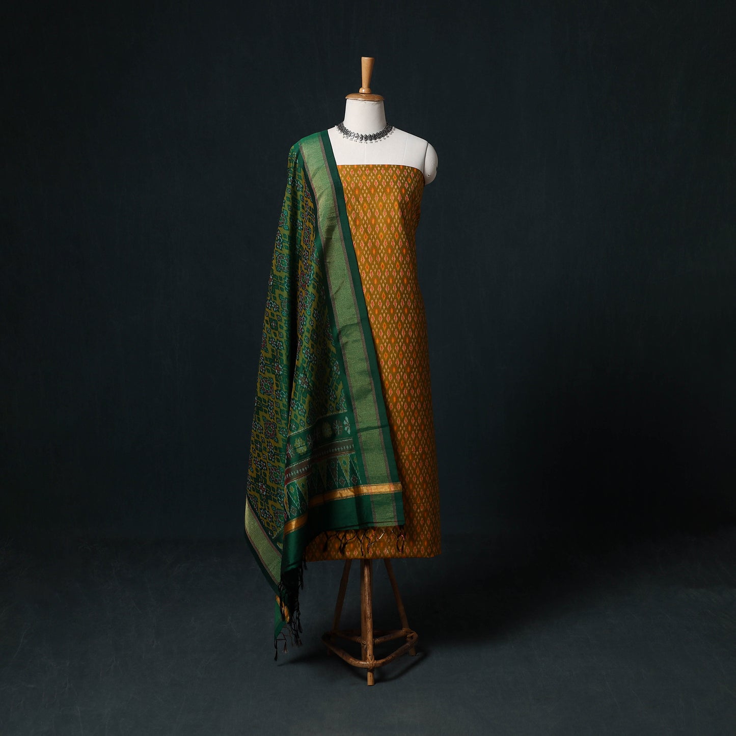 Pochampally Ikat Handloom Sico 2pc Unstitched Dress Material Kurta Set 02