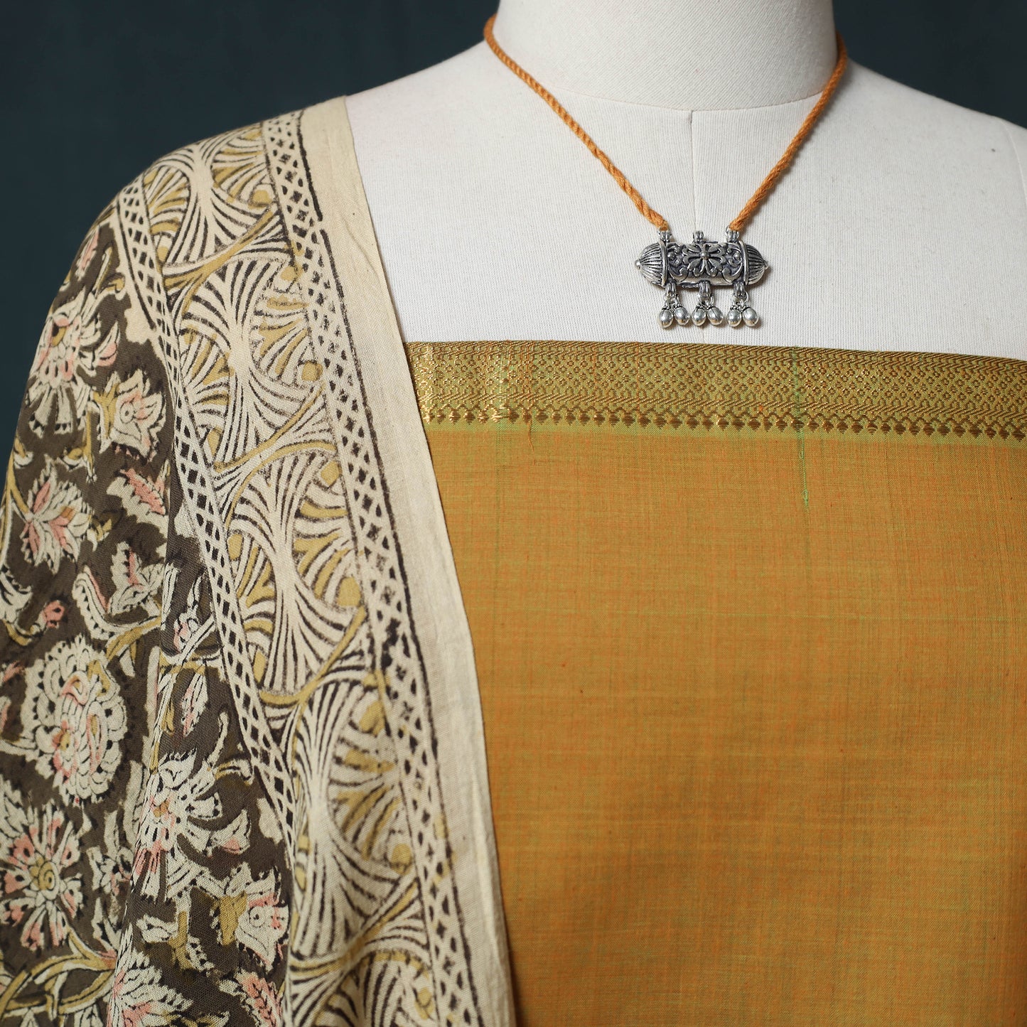 Mangalagiri Handwoven 2pc Cotton Unstitched Dress Material Kurta Set with Jewellery 14