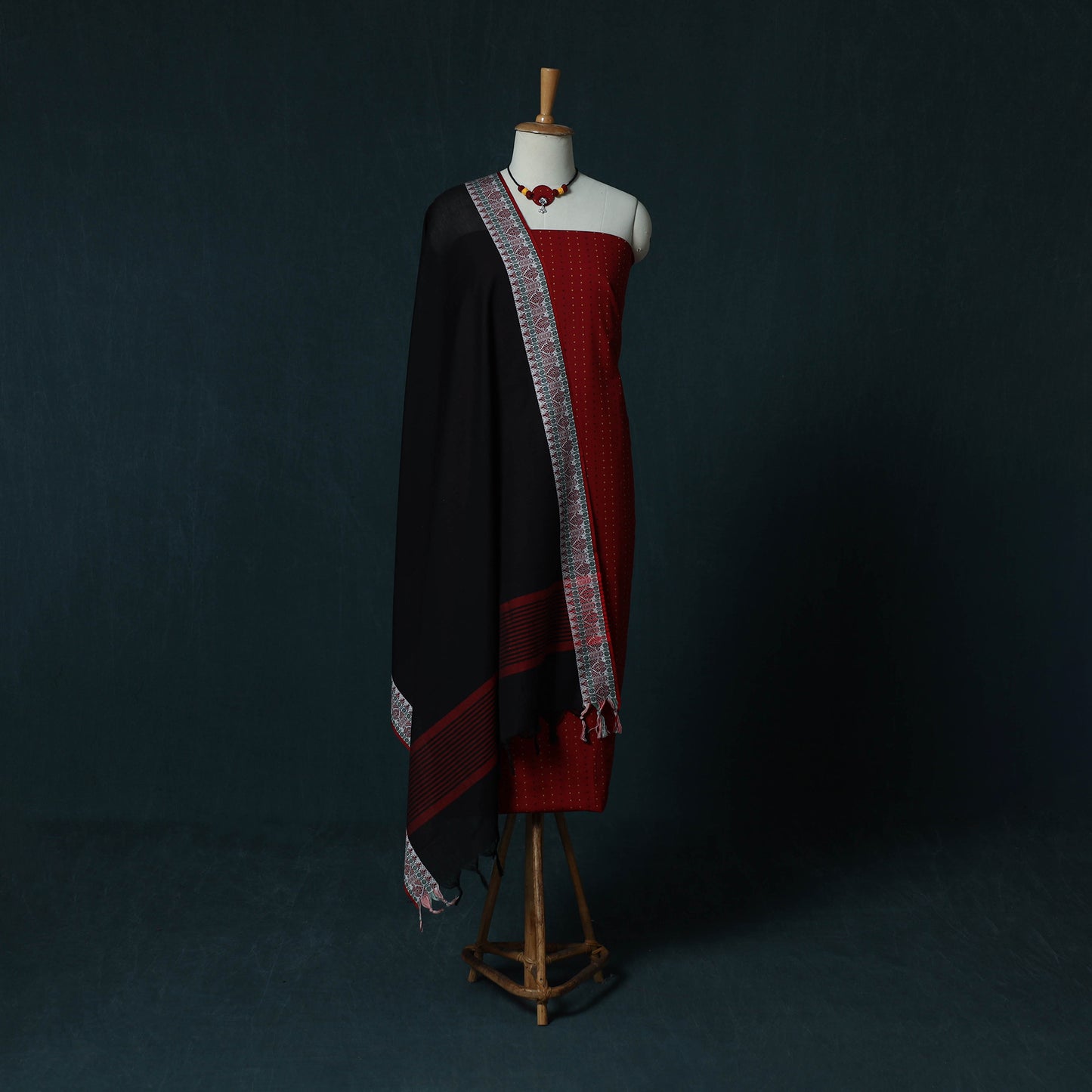 Jacquard Cotton 2pc Unstitched Dress Material Kurta Set with Jewellery Set 05