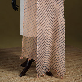 Leheriya Tie-Dye Kota Doria Cotton Dupatta with Tassels 06