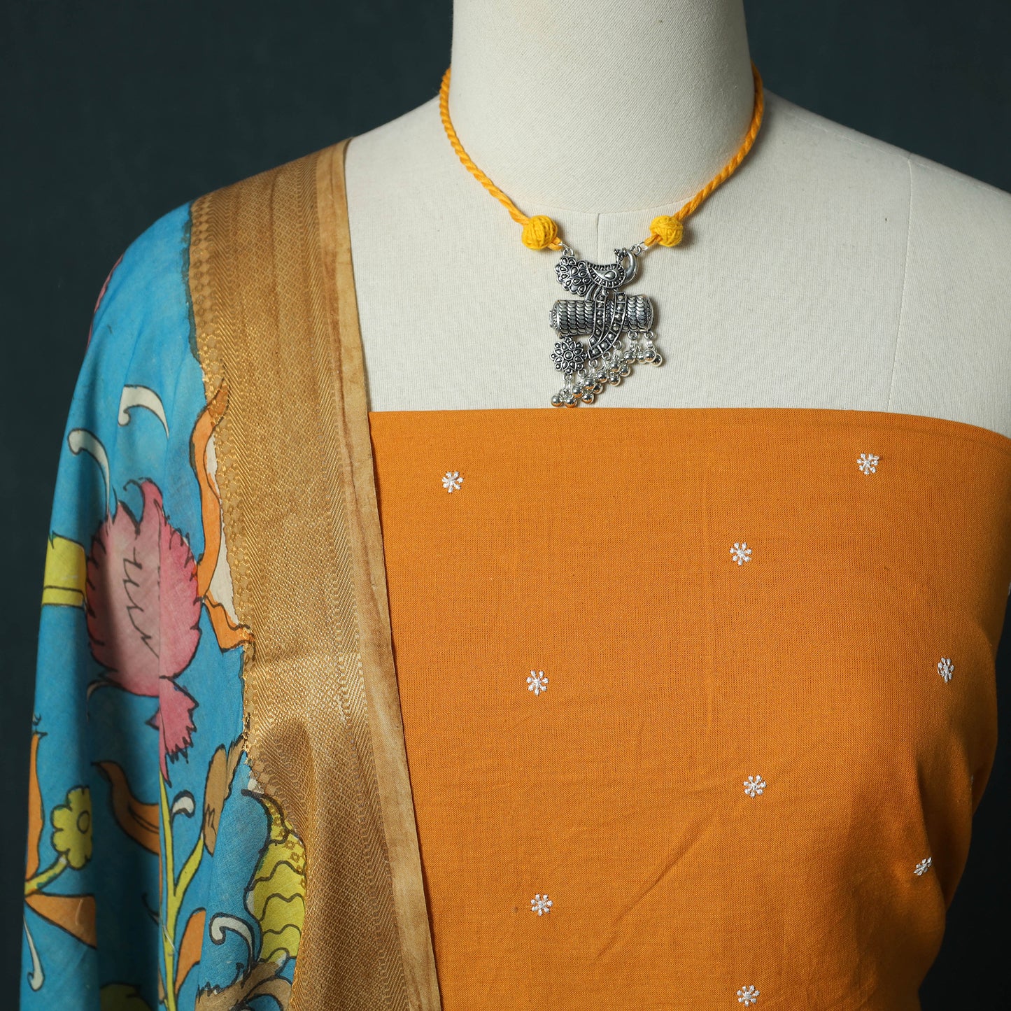 Jacquard Woven 2pc Cotton Unstitched Dress Material Kurta Set with Jewellery 03