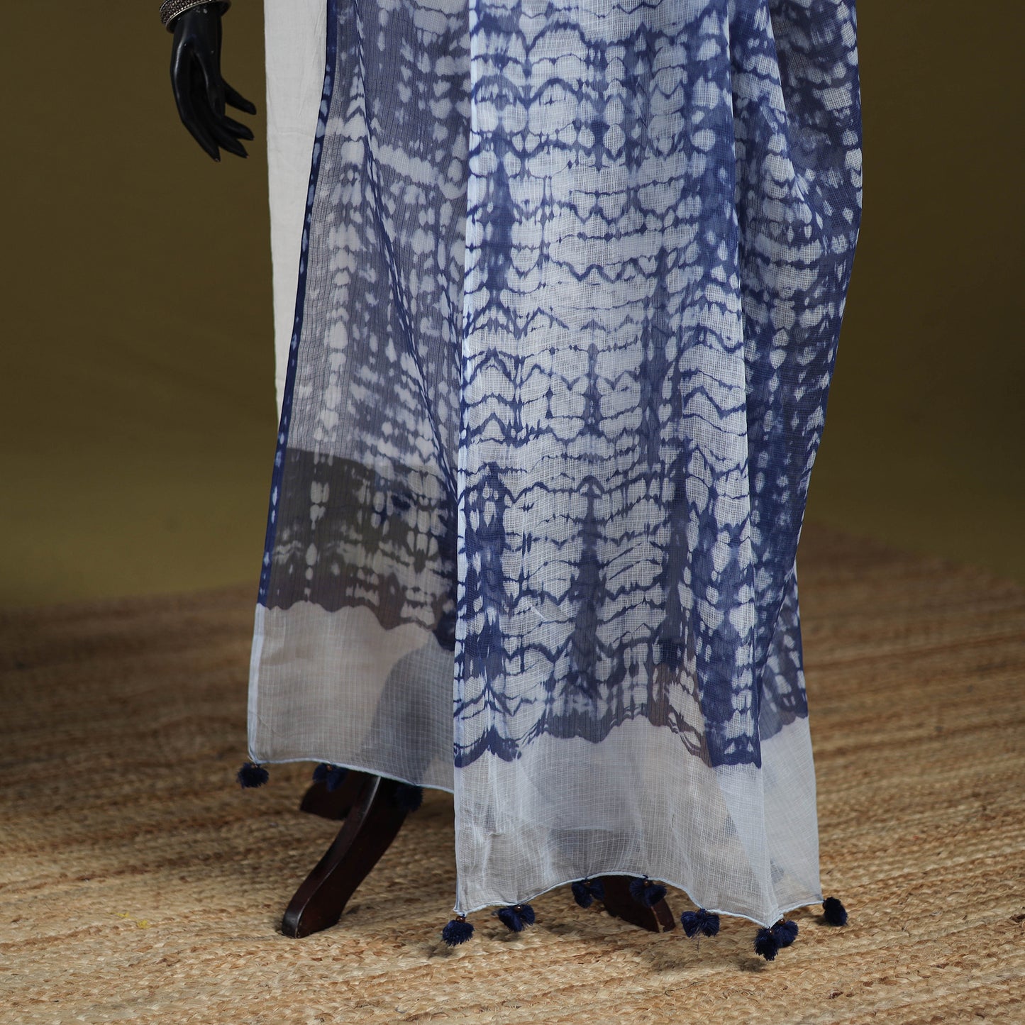 Shibori Tie-Dye Kota Doria Cotton Dupatta with Tassels 08