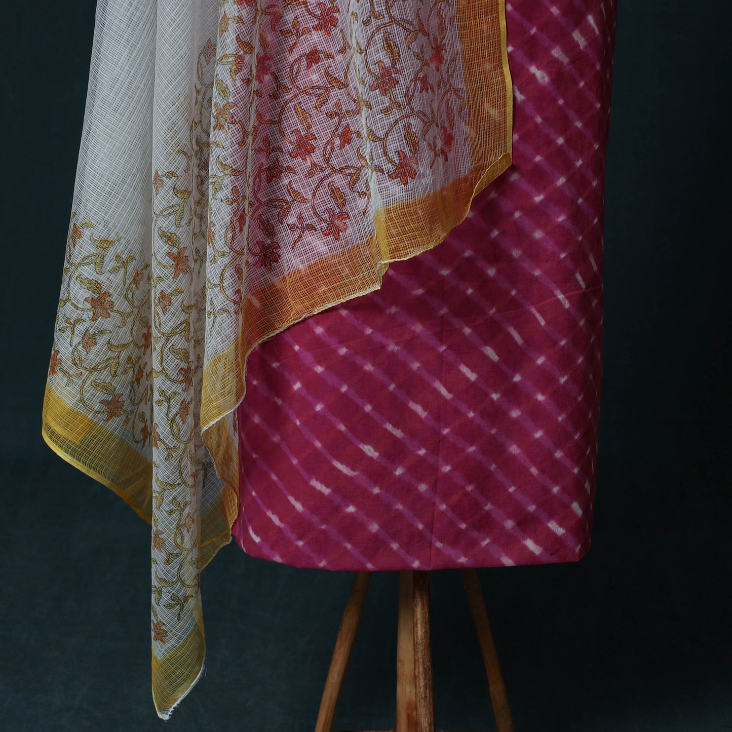 Leheriya Tie-Dye Cotton 2pc Unstitched Dress Material Kurta Set with Jewellery Set 25