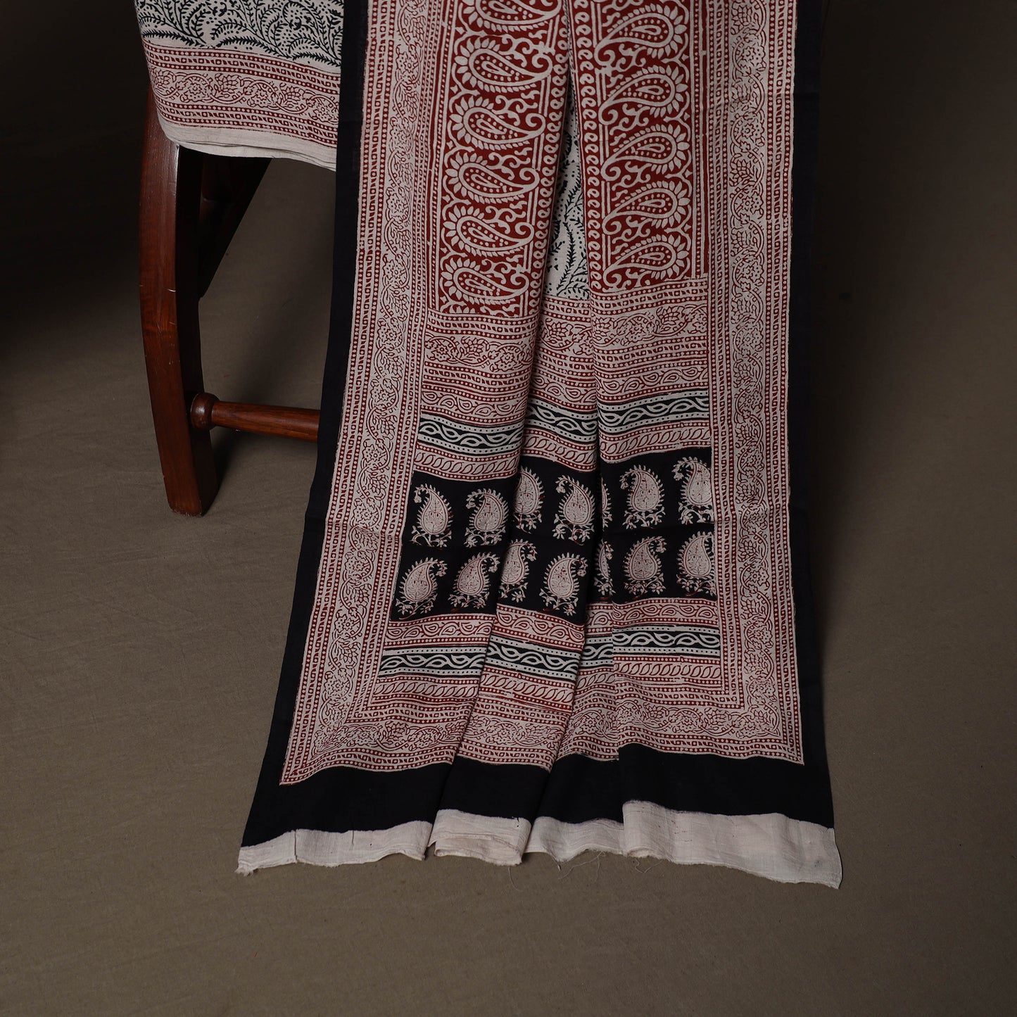 Black - Natural Dyed Cotton 3pc Unstitched Hand Block Bagh Print Dress Material Suit Set 02