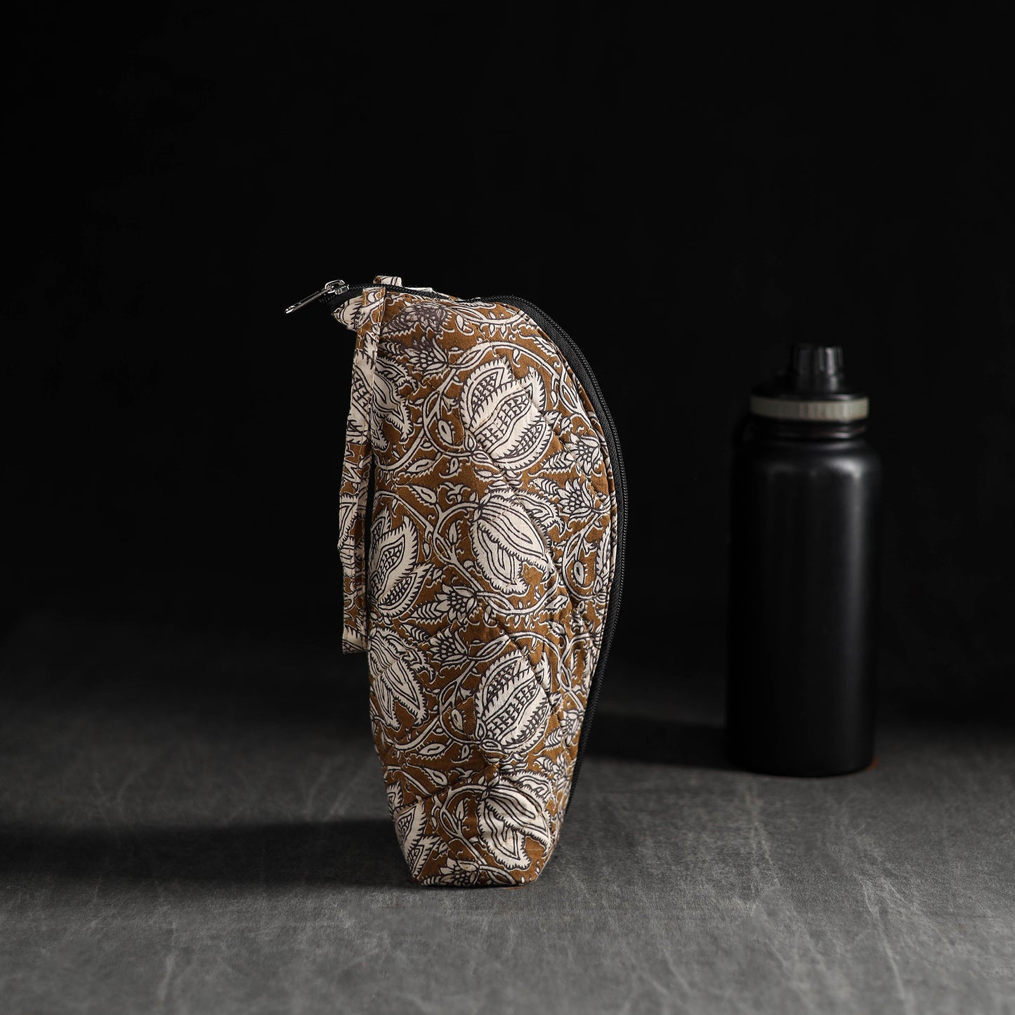 Handmade 1L Water Bottle Cover with Zipper 10