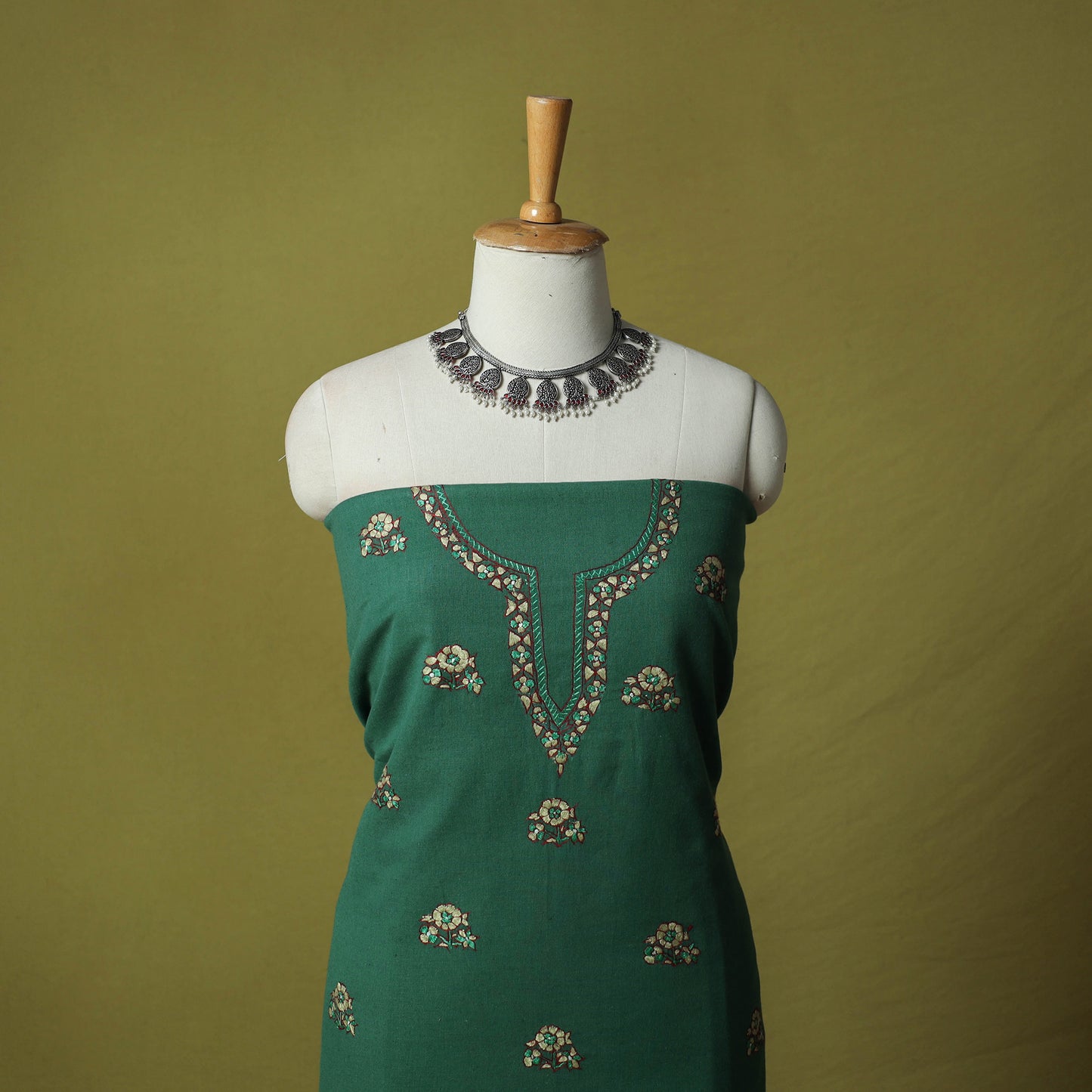 Hand Embroidered Cotton Kashida 2pc Unstitched Dress Material Kurta Set 02