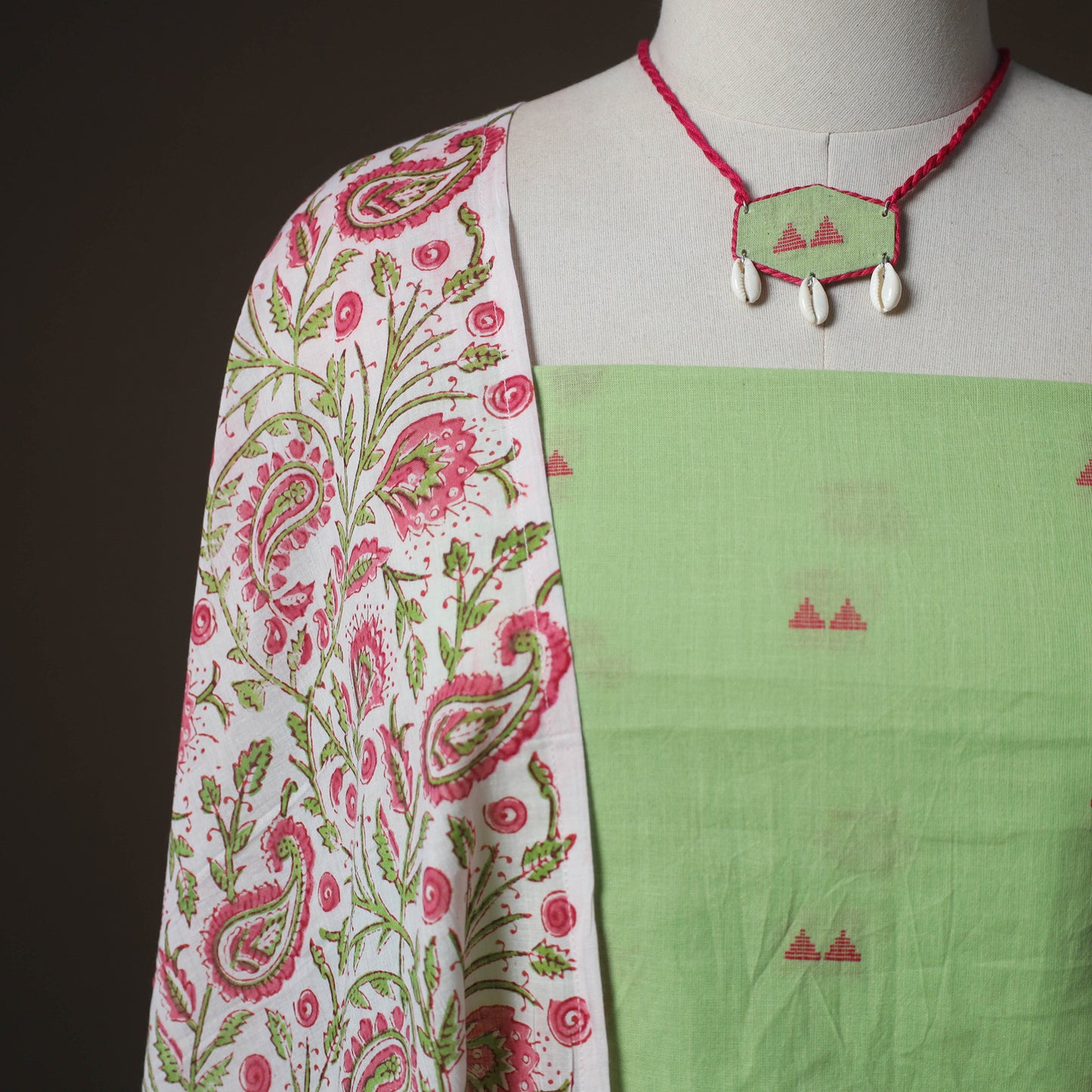 Jacquard Cotton 2pc Unstitched Dress Material Kurta Set with Jewellery 02