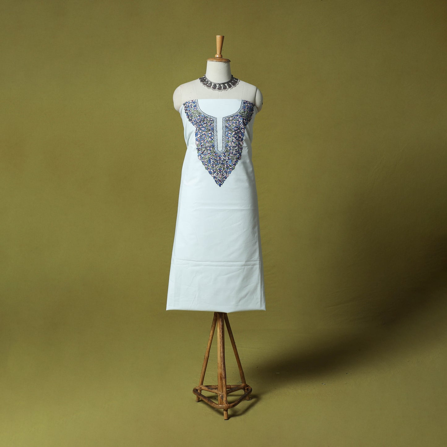 White - Hand Embroidered Cotton Kashida 2pc Unstitched Dress Material Kurta Set 10