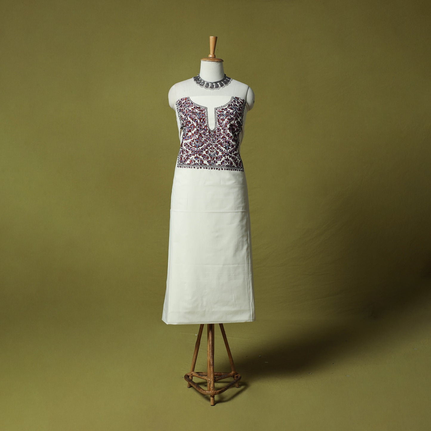 White - Hand Embroidered Cotton Kashida 2pc Unstitched Dress Material Kurta Set 17