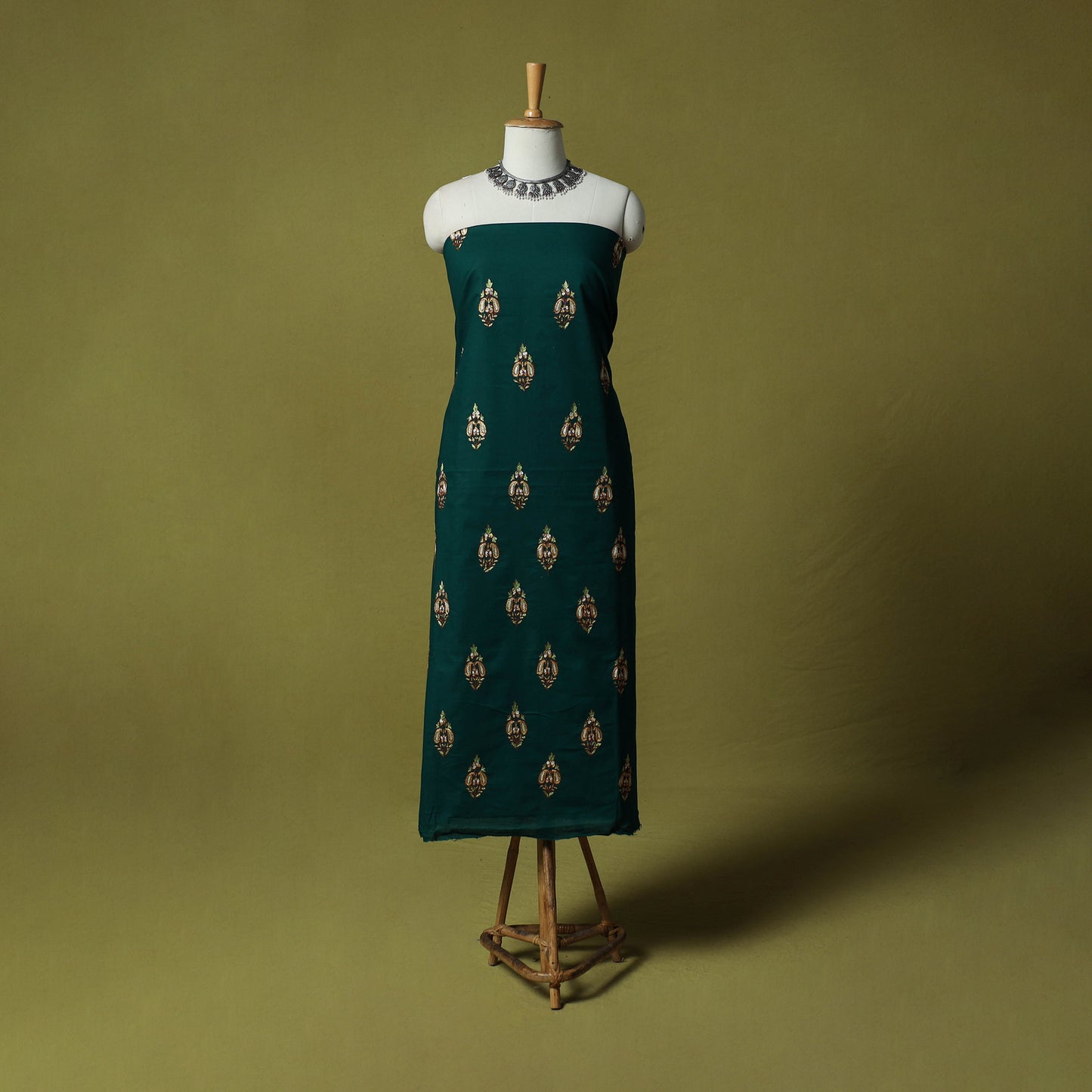Hand Embroidered Cotton Kashida 2pc Unstitched Dress Material Kurta Set 19