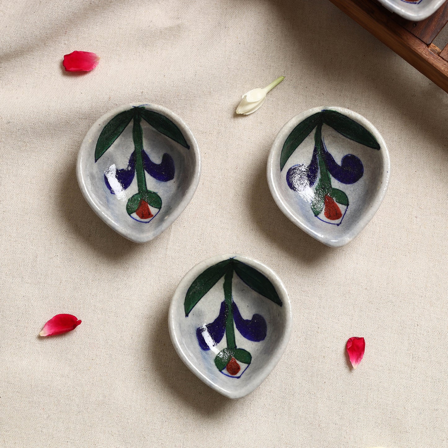 Original Blue Pottery Ceramic Diyas (Set of 4) 04