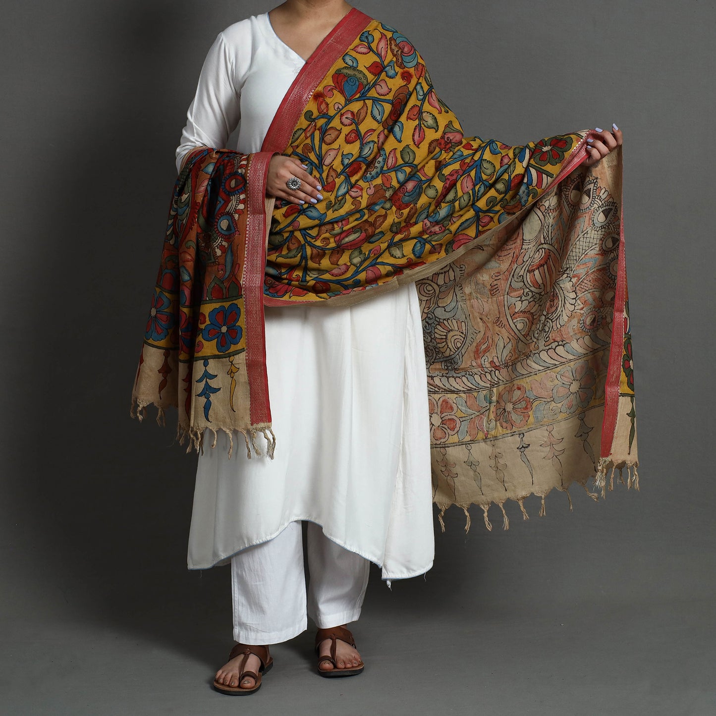 kalamkari handpainted dupatta