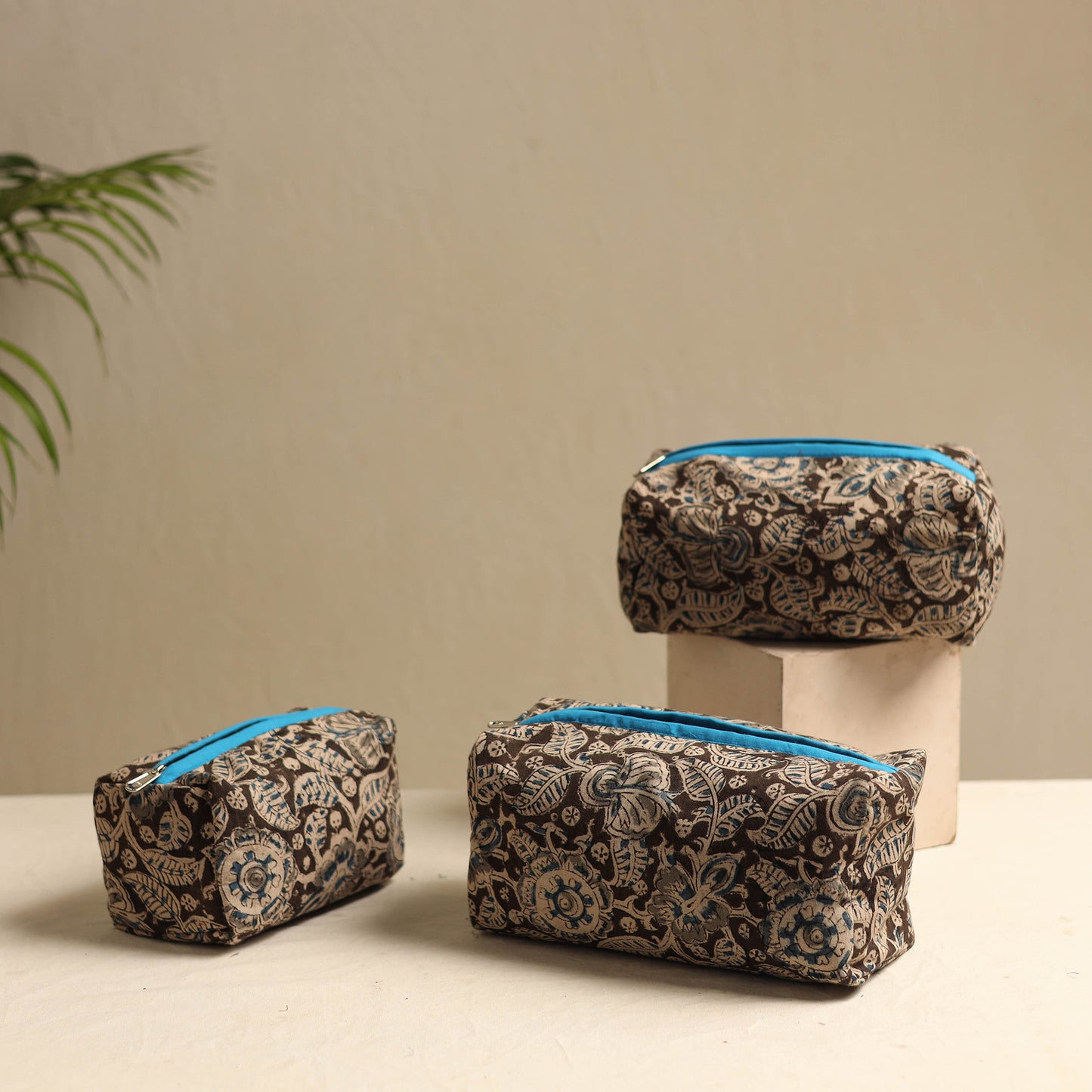 Multipurpose Handmade Toiletry Bags (Set of 3) 02