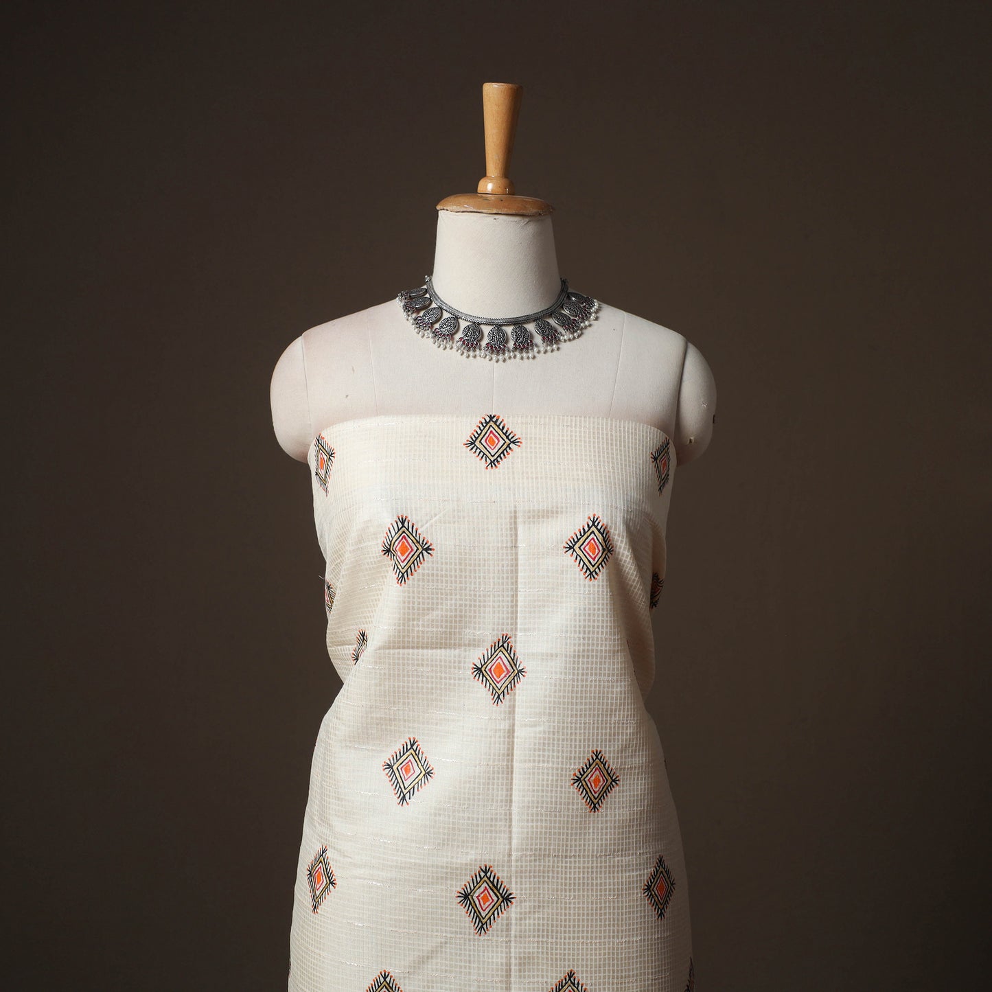 White - Godna Handpainted Tussar Silk Handloom 2pc Unstitched Dress Material Kurta Set 27