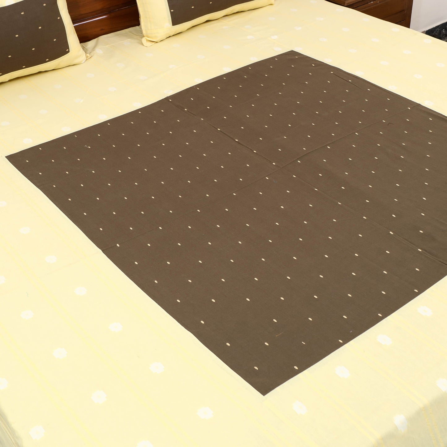 Buy Yellow Patchwork Cotton Double Jacquard Bed Sheet Set