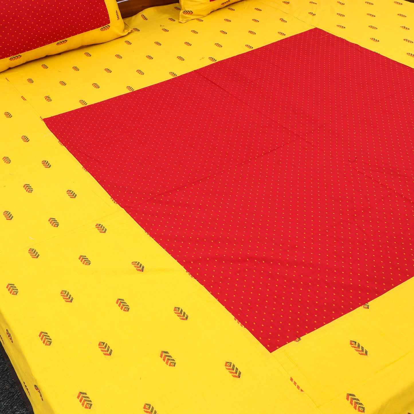 Buy Yellow Patchwork Cotton Double Jacquard Bed Sheet Set