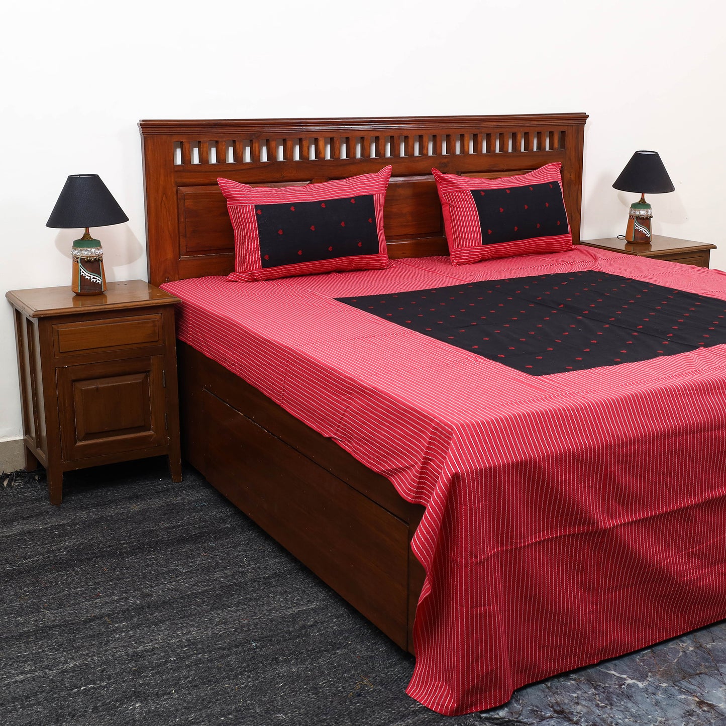 Buy Red Patchwork Cotton Double Jacquard Bed Sheet Set