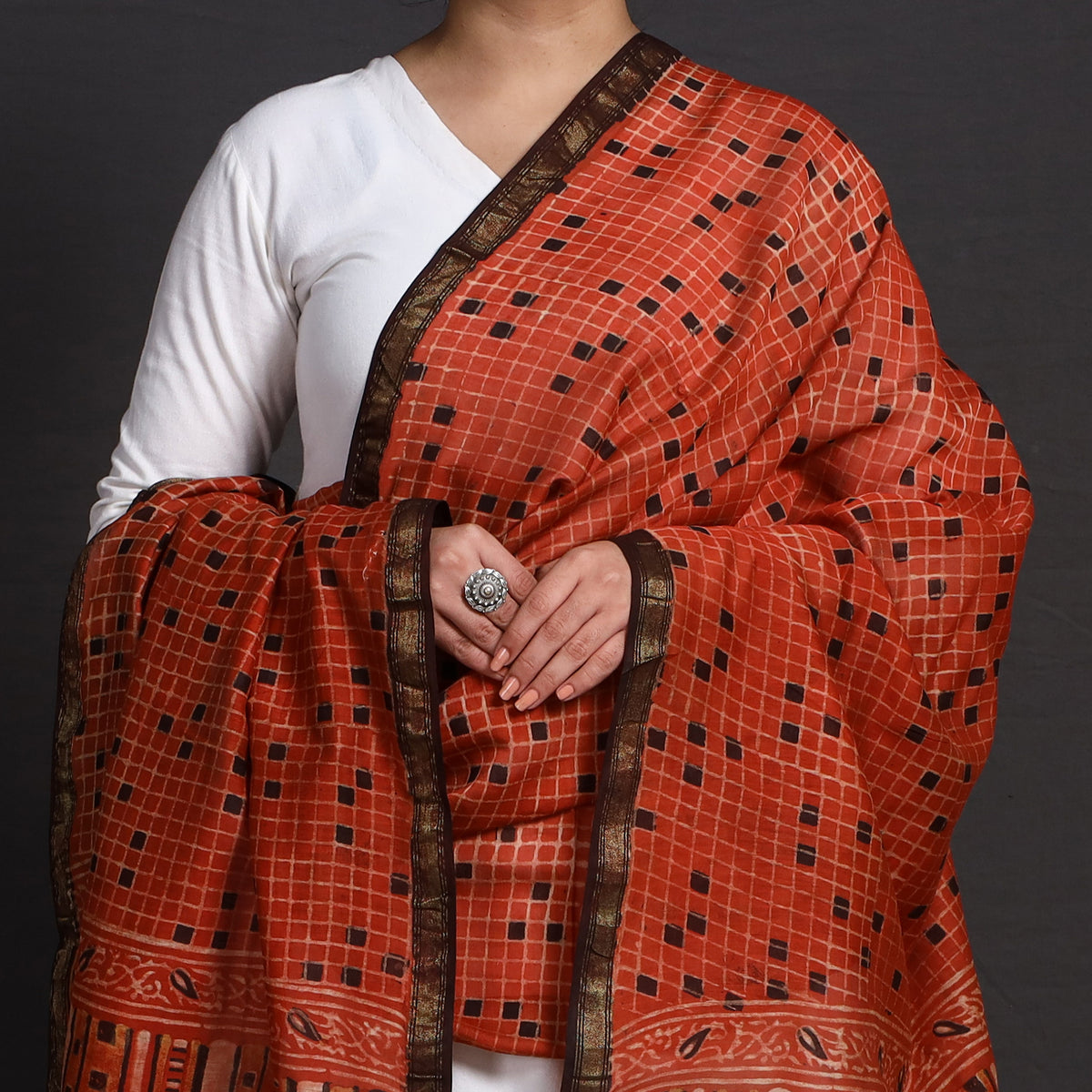 bagru dupatta