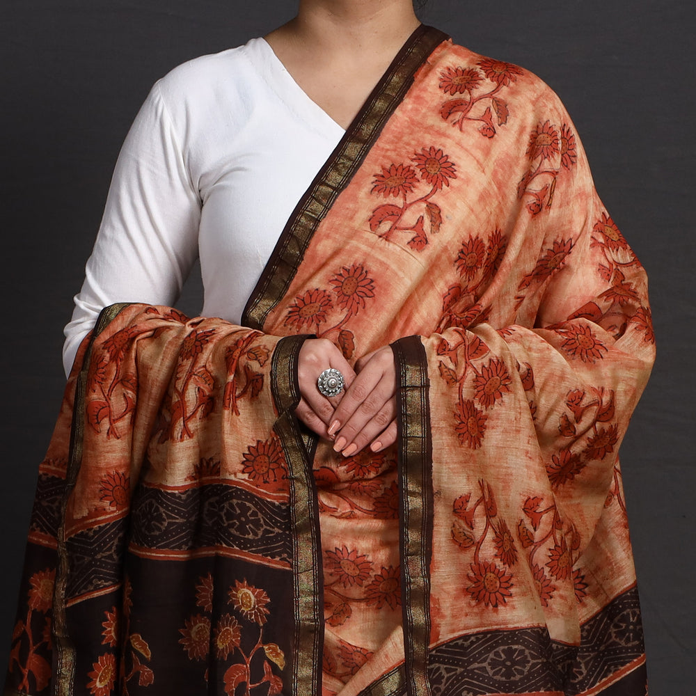 bagru dupatta