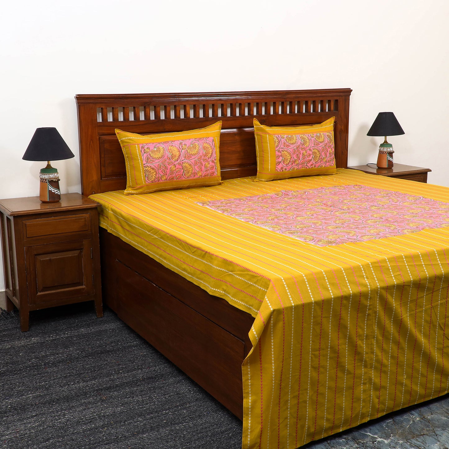Yellow Jacquard with Sanganeri Patch Cotton Bedsheet Set