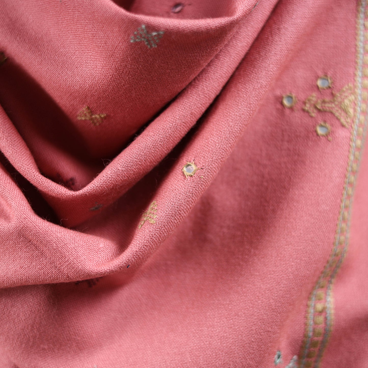 Kutch Bhujodi Handwoven Mirror Work Acrylic Wool Shawl 102