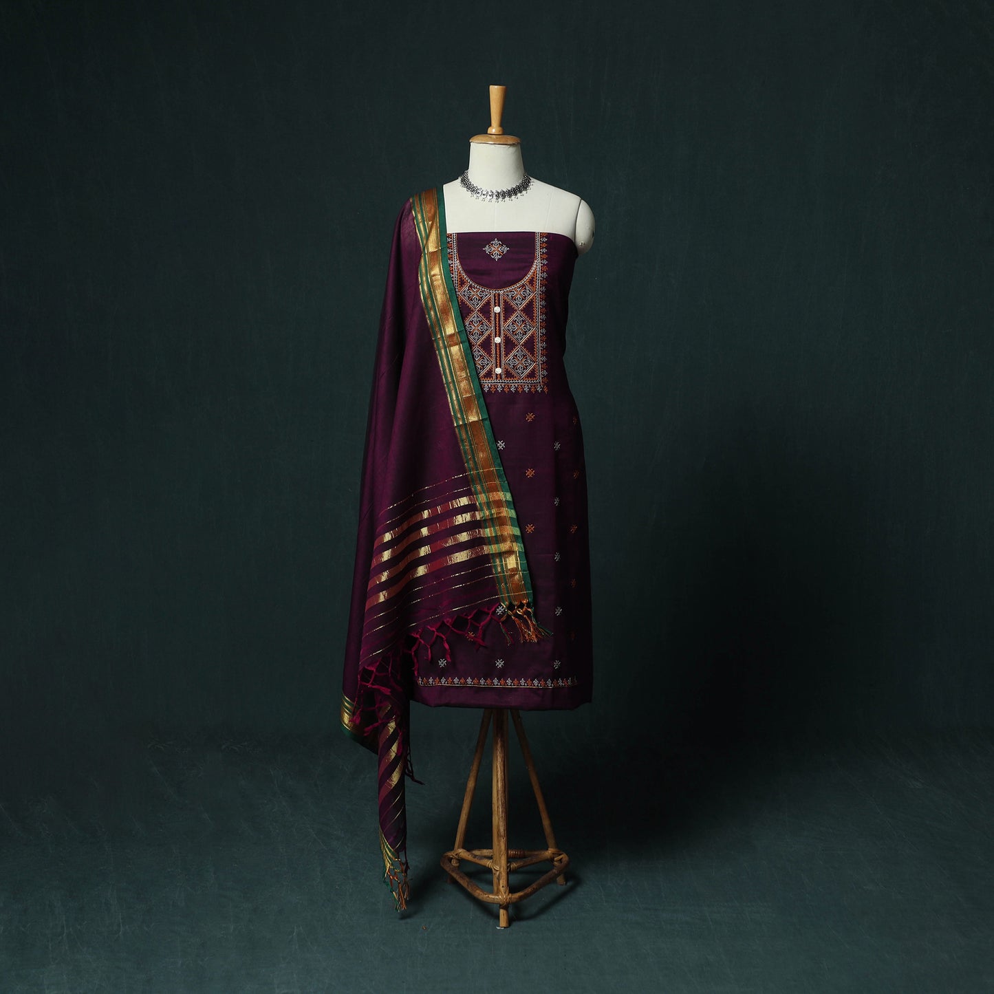 Ilkal Kasuti Embroidery Cotton 3pc Unstitched Dress Material Suit Set 32