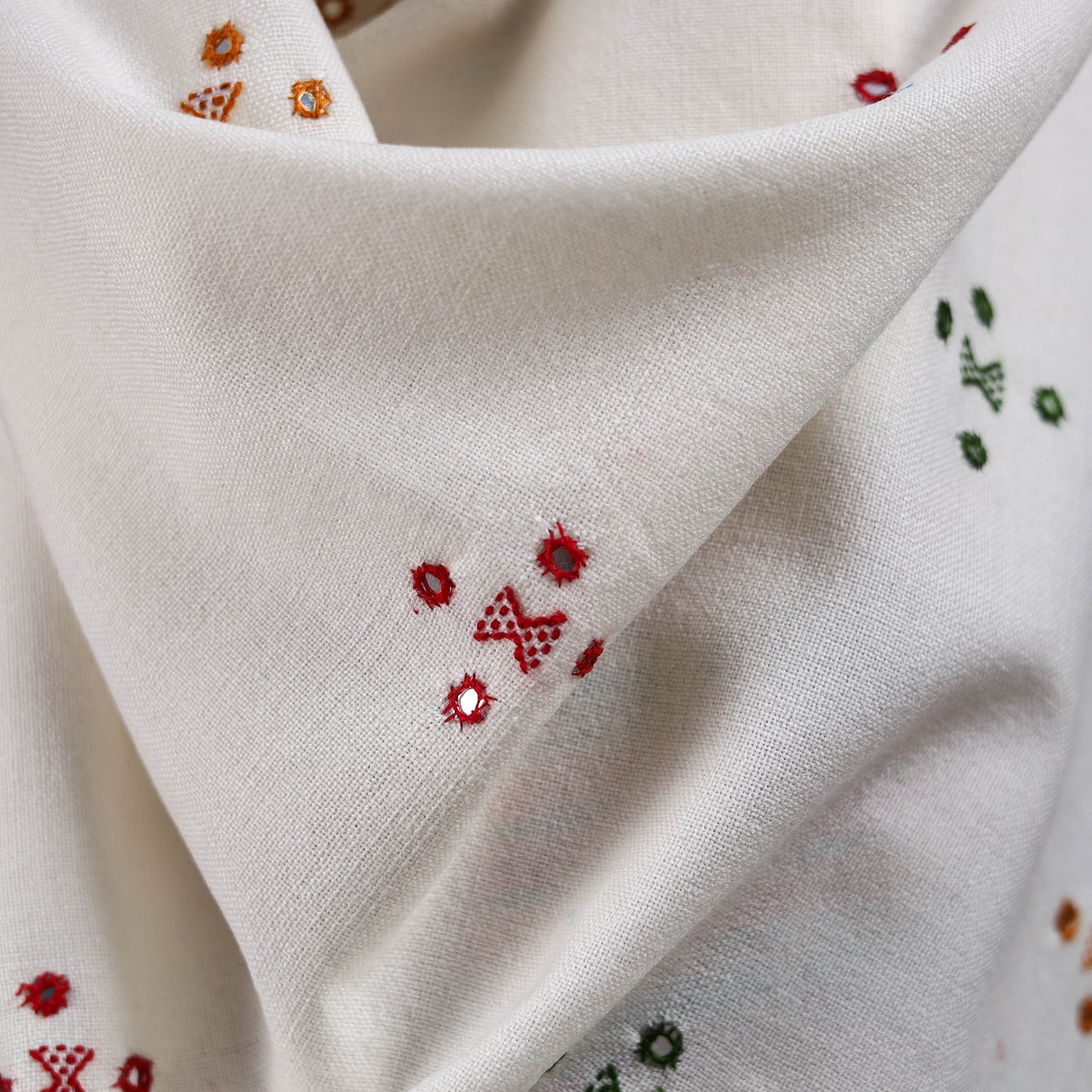 White - Kutch Bhujodi Handwoven Mirror Work Acrylic Wool Shawl 117