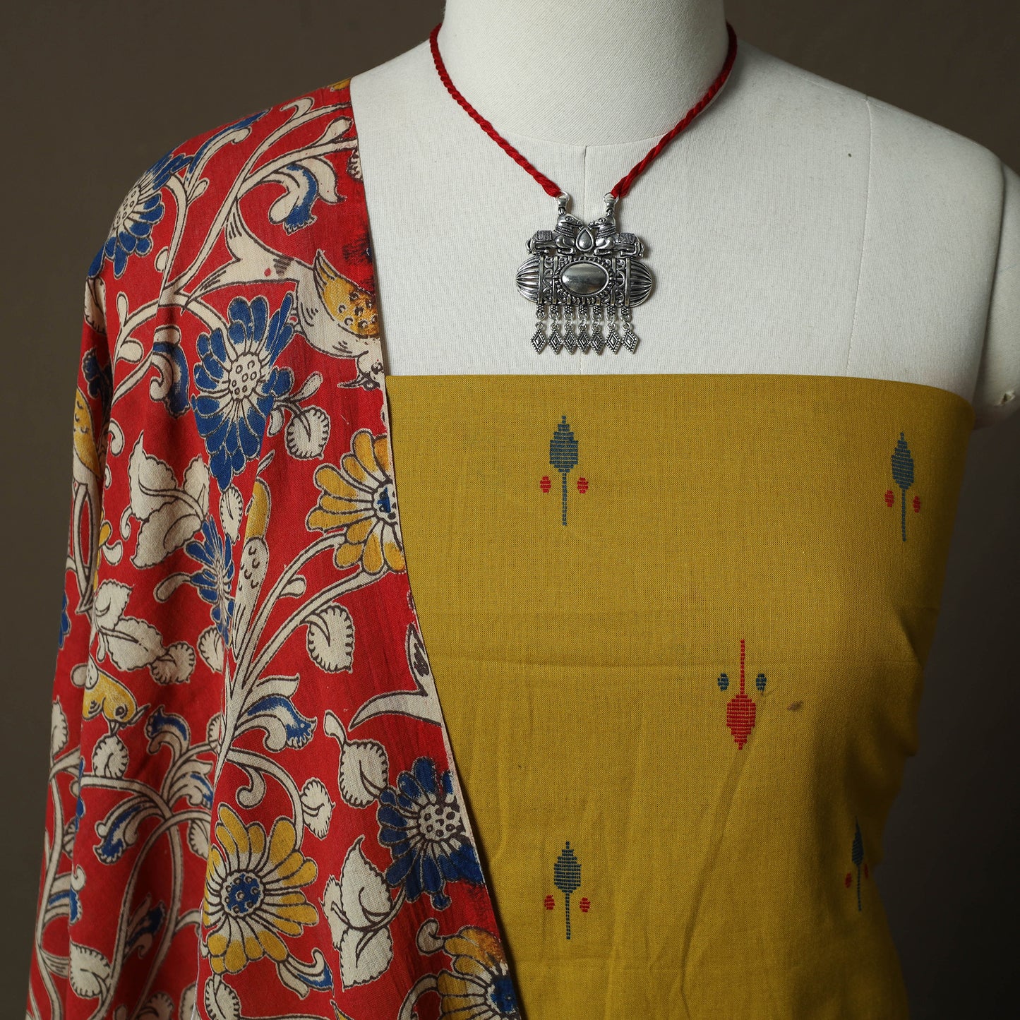 Jacquard Woven Cotton 2pc Unstitched Dress Material Kurta Set with Jewellery 01
