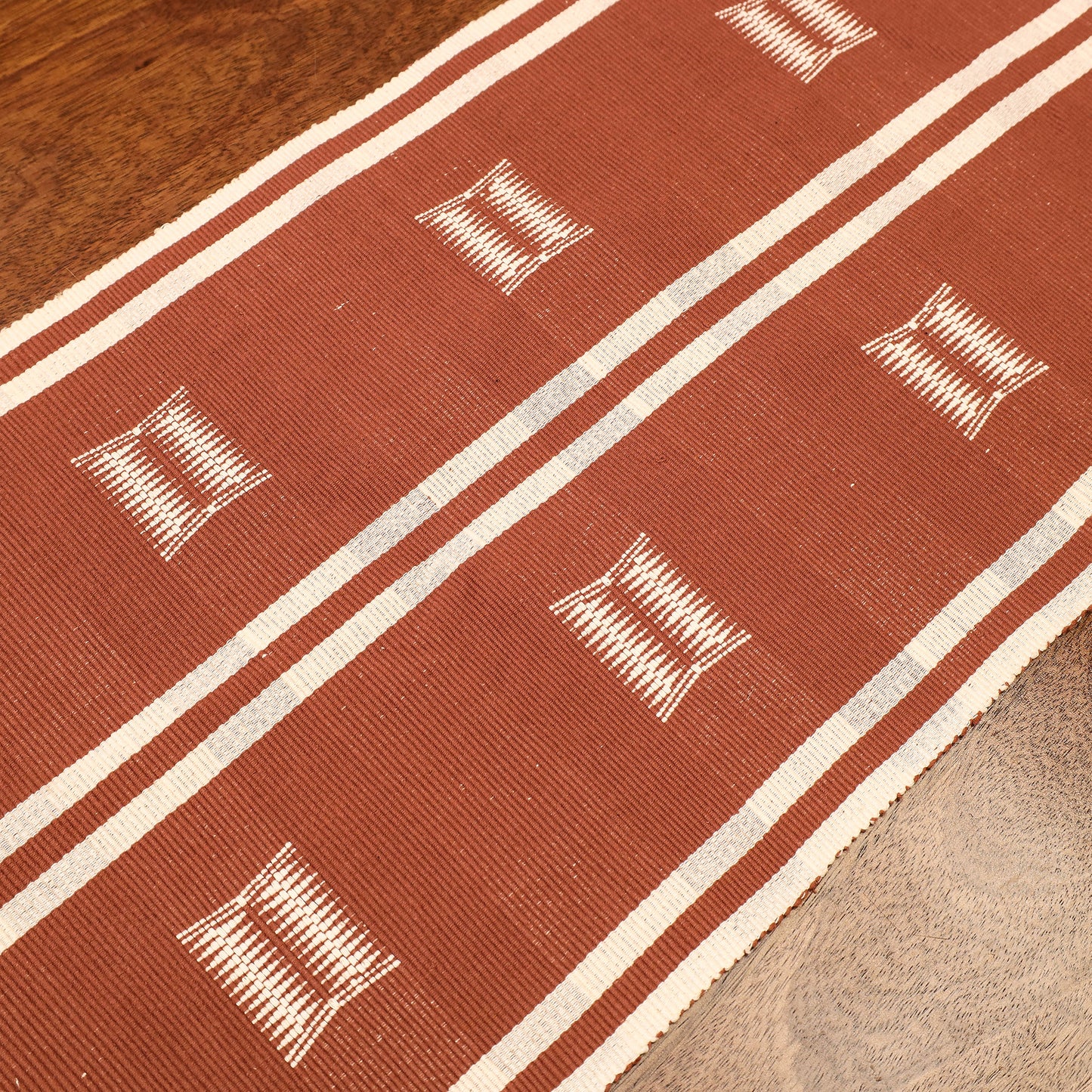 Nagaland Tribal Handwoven Pure Cotton Table Runner (70 x 14 in)