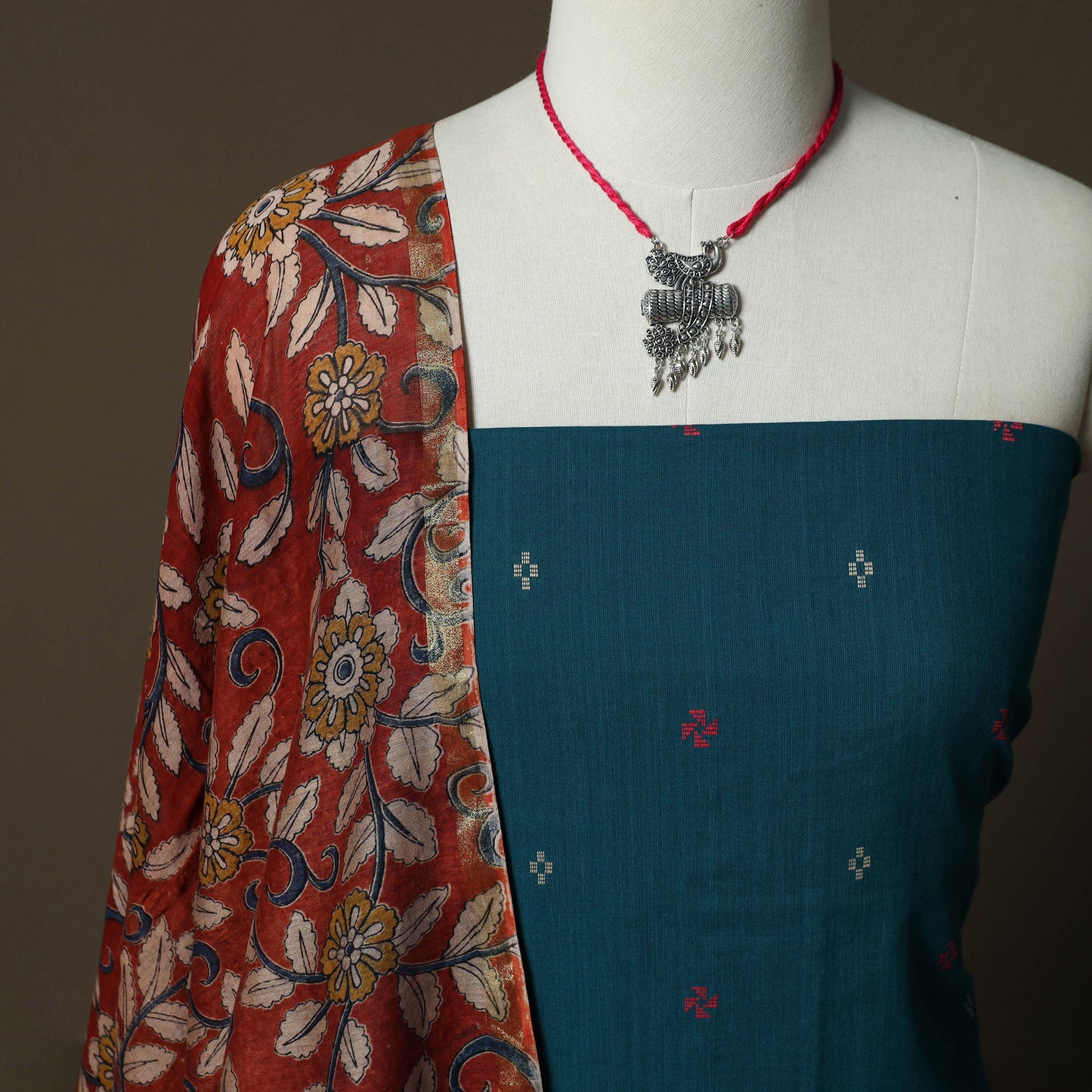 Jacquard Woven Cotton 2pc Unstitched Dress Material Kurta Set with Jewellery 09