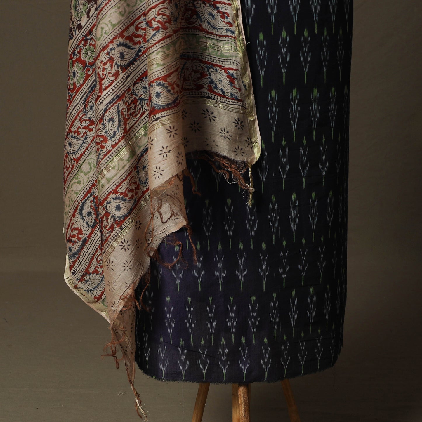 Pochampally Ikat Weave Mercerised Cotton 2pc Unstitched Dress Material Kurta Set with Jewellery 16