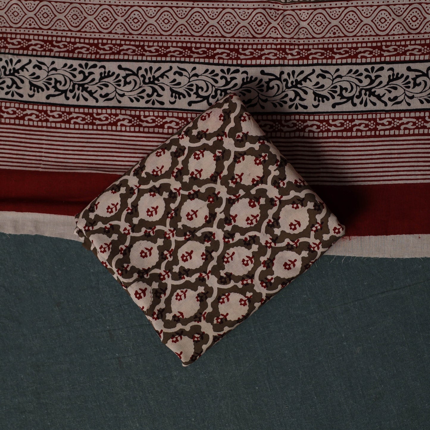 Bagh Hand Block Print Cotton 3pc Unstitched Dress Material Suit Set 02