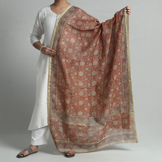 Red - Pedana Kalamkari Block Printed Chanderi Silk Handloom Dupatta with Zari Border