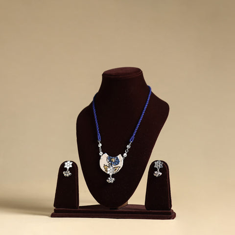 Buy Handmade Fabart GS Necklace Set