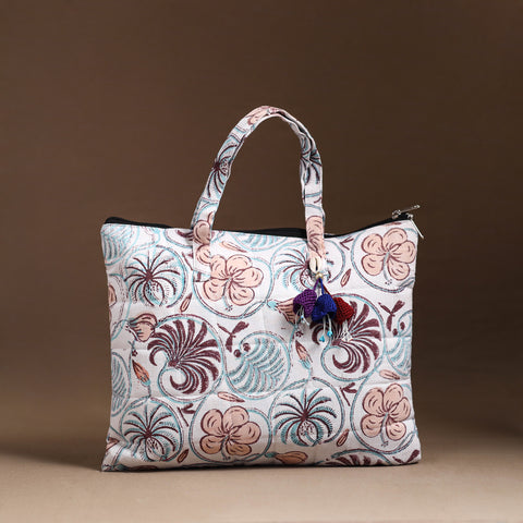 White Handcrafted Quilted Cotton Hand Bag 40