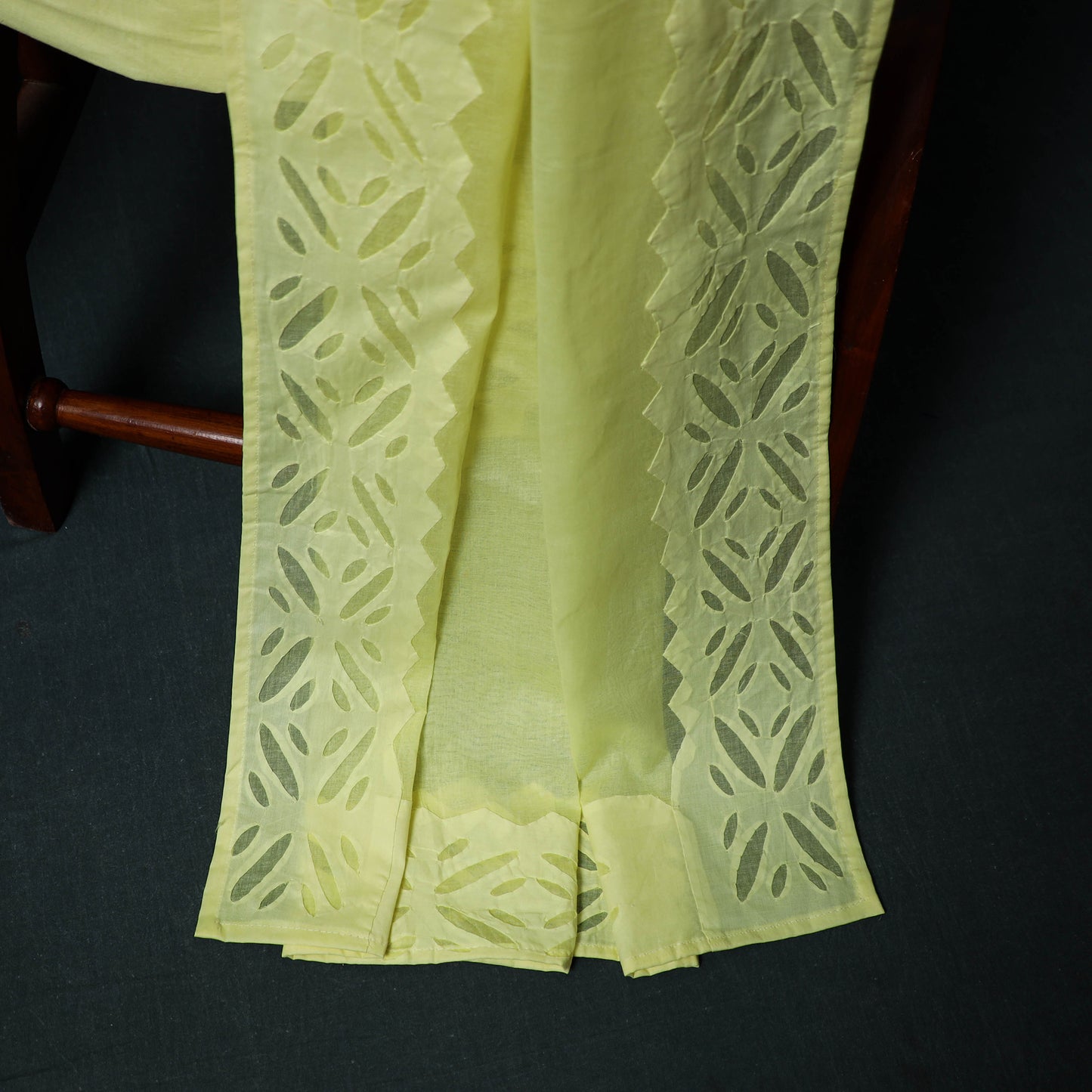 Barmer Applique Cutwork Cotton 3pc Unstitched Dress Material Suit Set 17