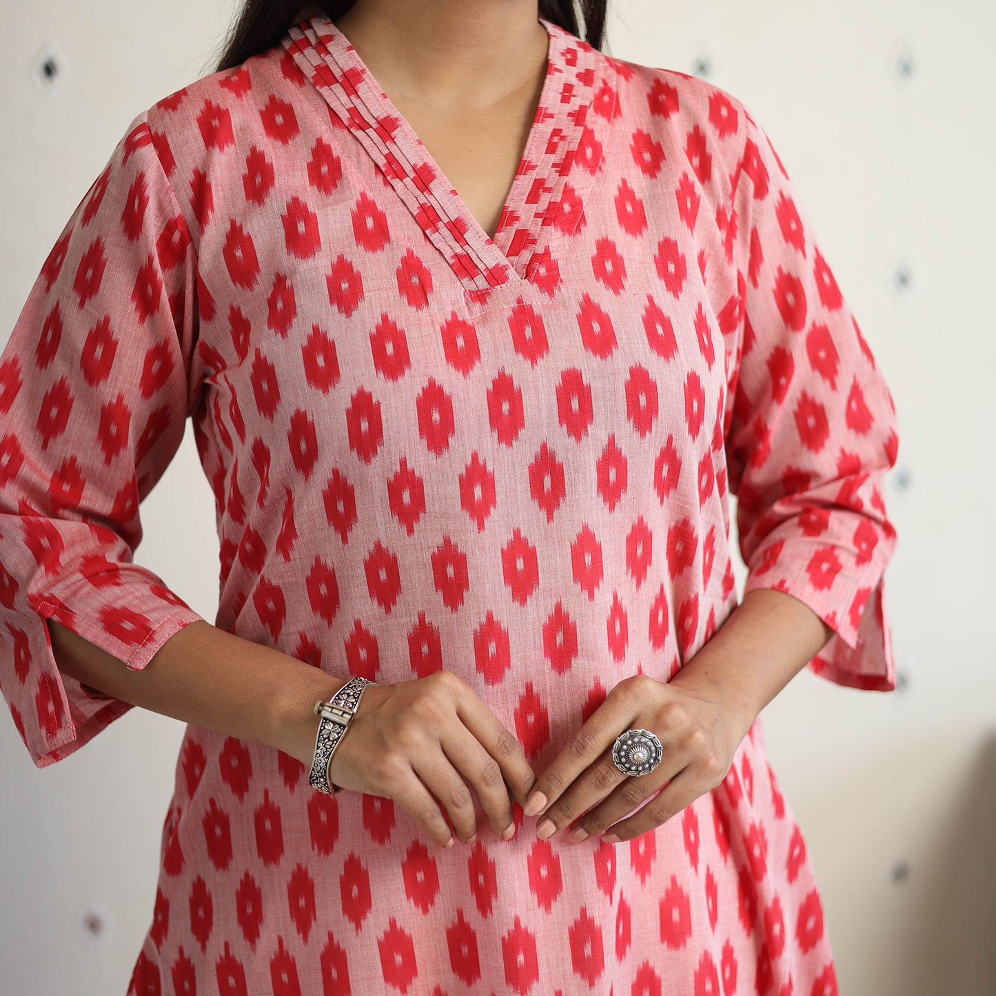 Red Handloom Cotton Pochampally Ikat Kurta Set (Set of 3)