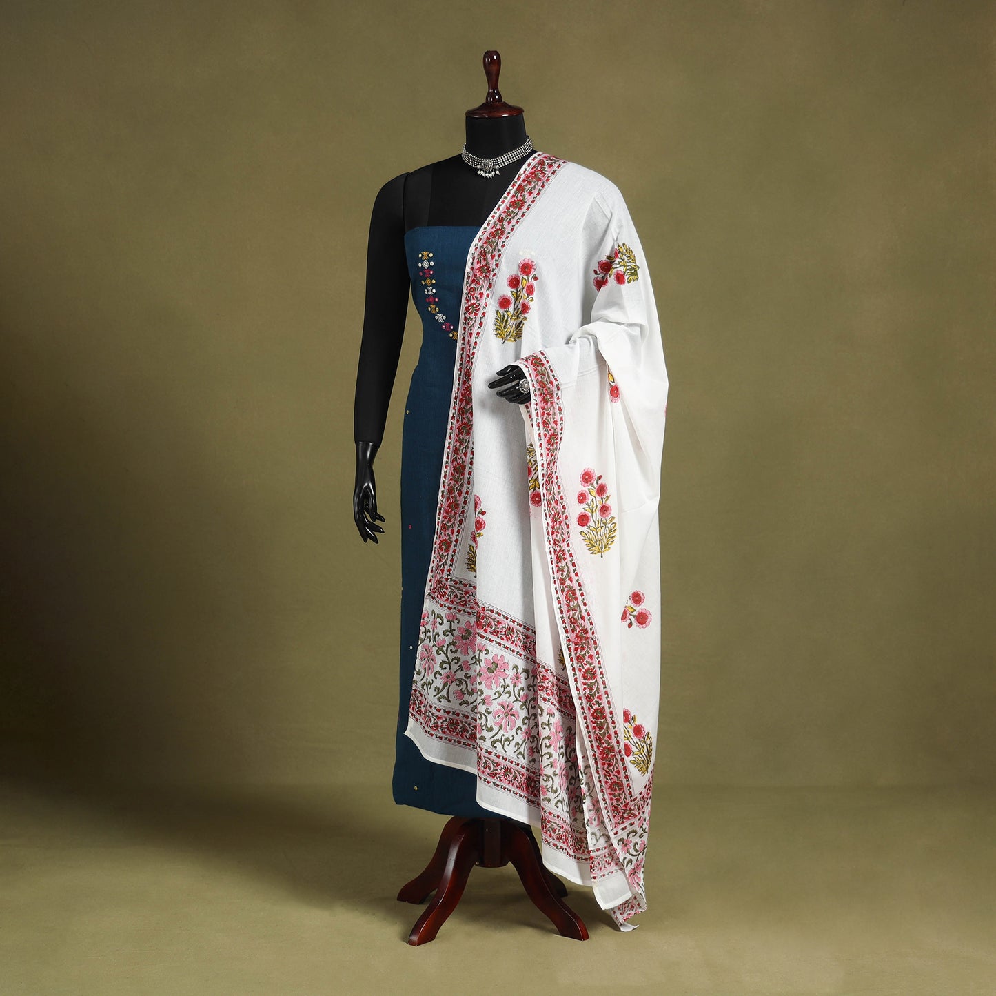 White Block Print Cotton Sanganeri Floral Dupatta