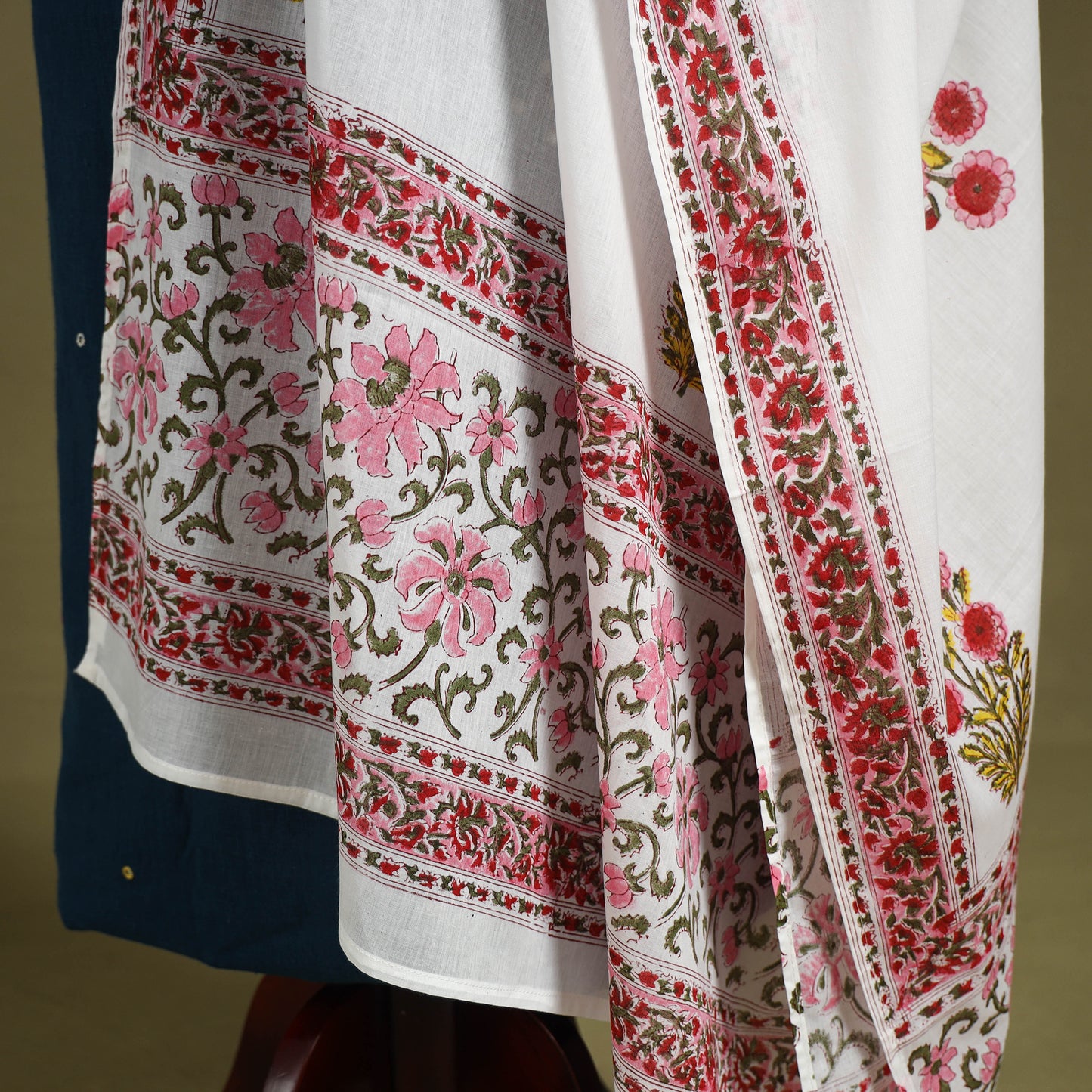 White Block Print Cotton Sanganeri Floral Dupatta