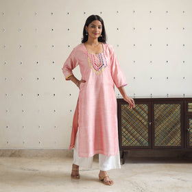 Pink - Zubiya Peach Gota Work Slub Silk Plain Kurta