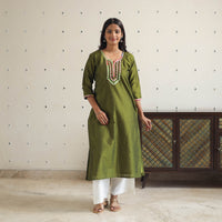 Ananya Green Gota Work Slub Silk Plain Kurta