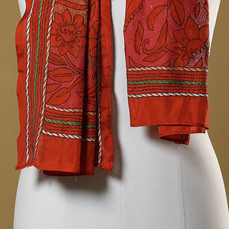 Red - handloom tussar silk bengal kantha work stole 13