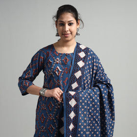 Pipad Kurta with Palazzo & Dupatta Set

