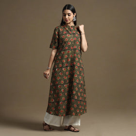  Bagru Hand Block Printed Cotton A-Line Kurta Online at iTokri.com