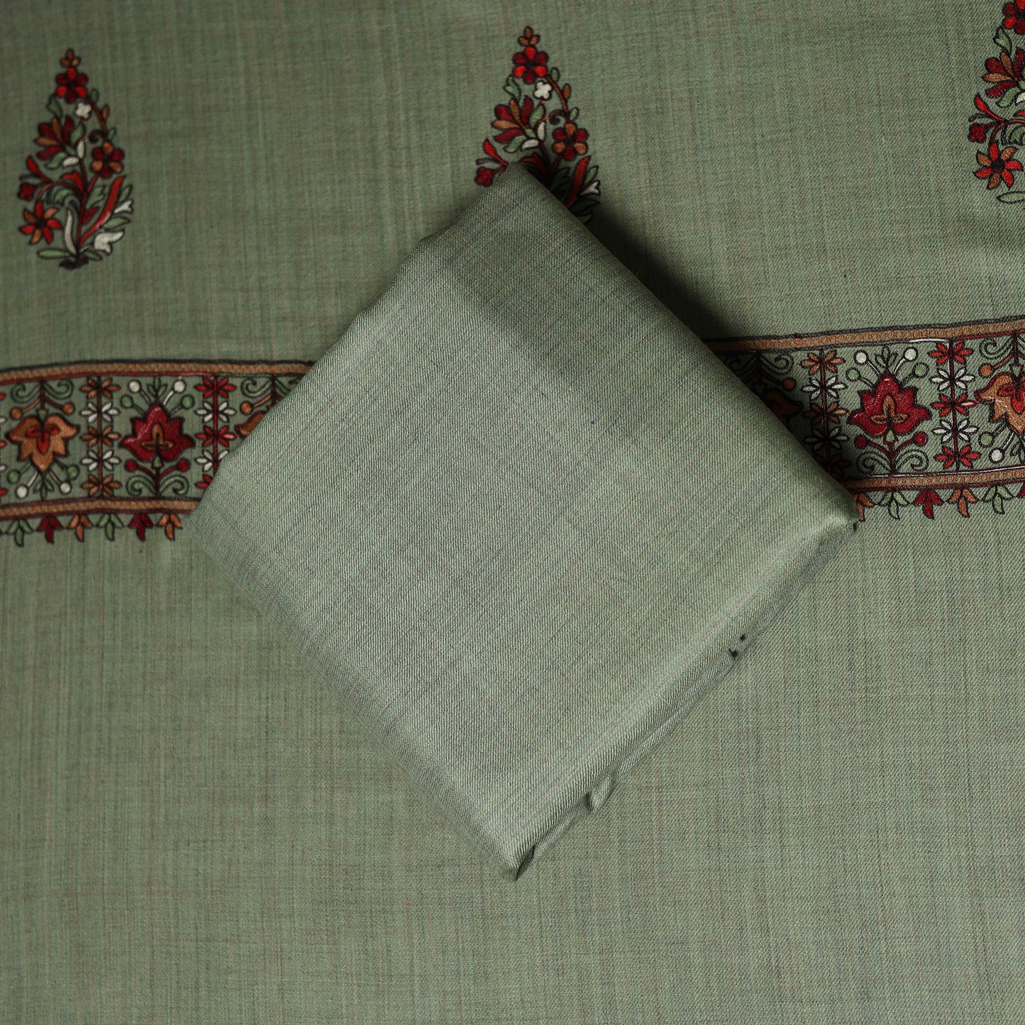 3pc chain stitch aari embroidered merino wool unstitched