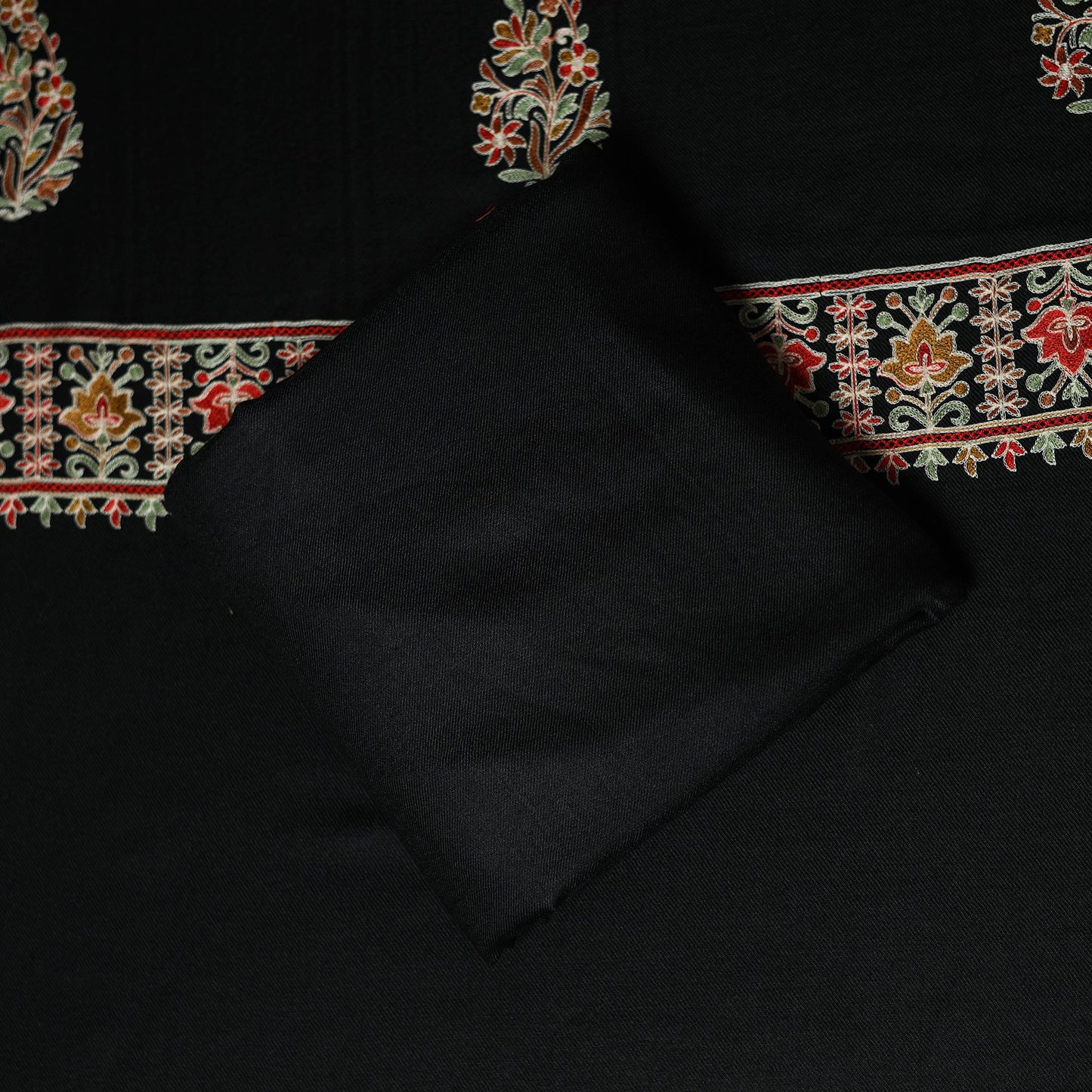 3pc chain stitch aari embroidered merino wool unstitched