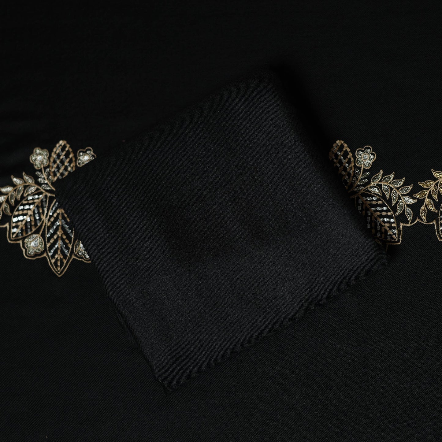 3pc chain stitch embroidered merino wool unstitched dress