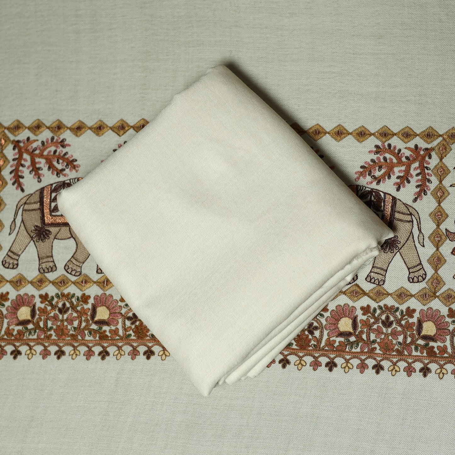 3pc heavy chain stitch embroidered merino wool unstitched